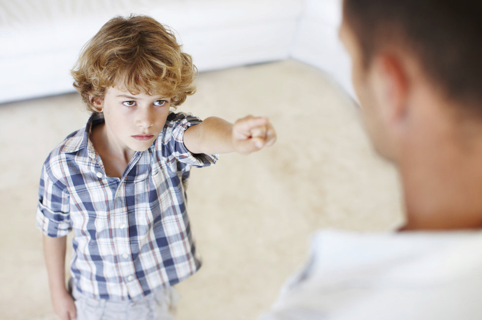 เด็กไม่ชอบแม่เลี้ยงใจร้าย