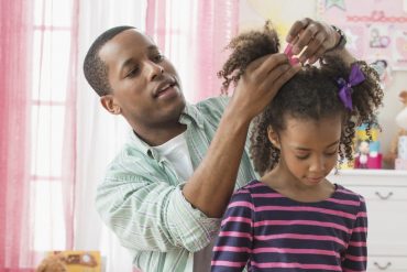 แบบผมเปีย คุณพ่อทำได้