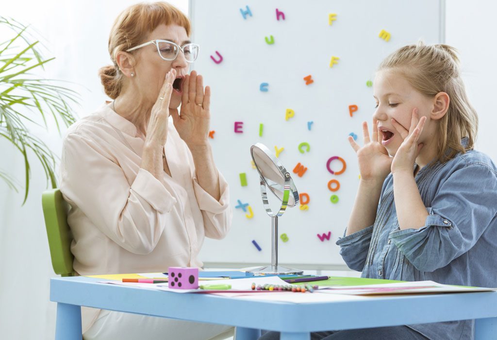 ลูกพูดไม่ชัด พ่อแม่อย่าละเลย