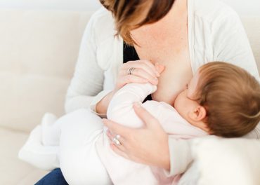 ความสำคัญของการเลี้ยงลูกด้วยนมแม่