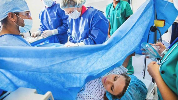 การผ่าคลอดโดยไม่จำเป็น