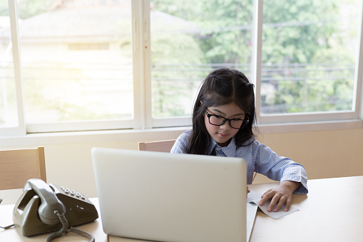 เรียนที่บ้านช่วงกักตัว