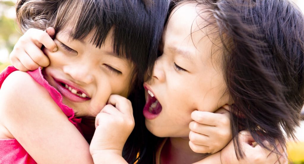 ลูกถูกรังแก พ่อแม่ทำอย่างไร