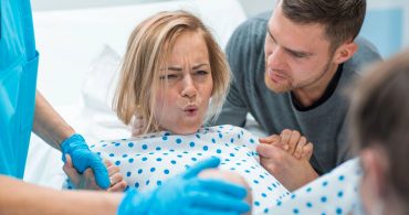 คุณพ่อในห้องคลอด