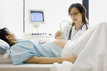 เลือกสูติแพทย์อย่างไร