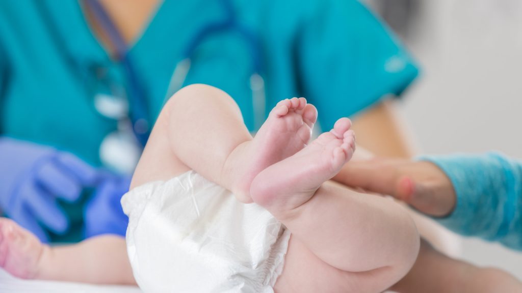 ภาวะลูกอัณฑะไม่ลงถุงในทารก