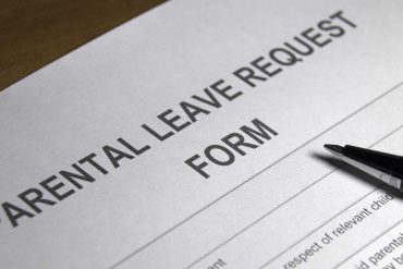 สิทธิลาคลอดของ lgbt