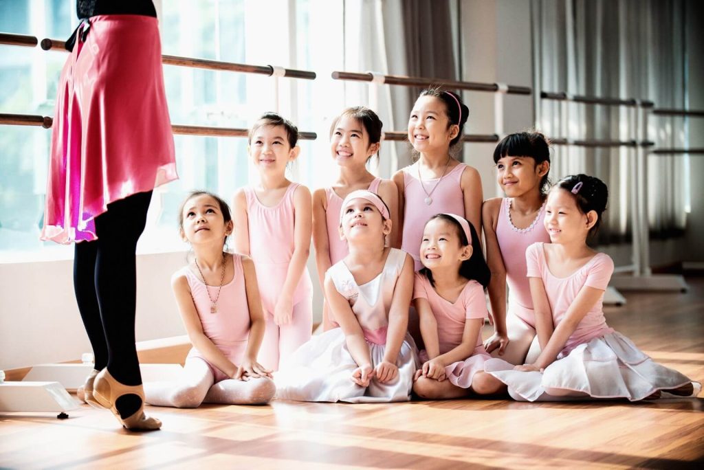 ให้ลูกเรียนบัลเล่ต์