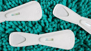 ที่ตรวจครรภ์แบบทิ้งลงชักโครกได้จาก Lia