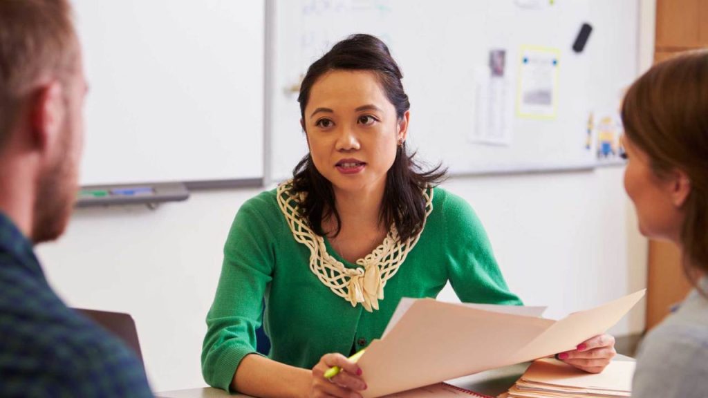 ควรไปประชุมผู้ปกครอง