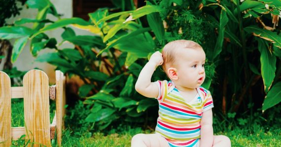 ช่วยด้วยลูกชอบดึงผมตัวเอง