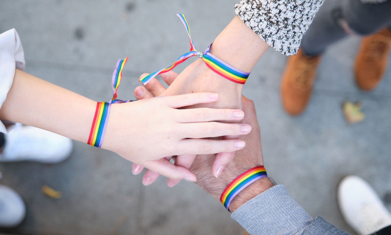สุขภาพจิตของวัยรุ่น LGBTIQA+ สนับสนุน